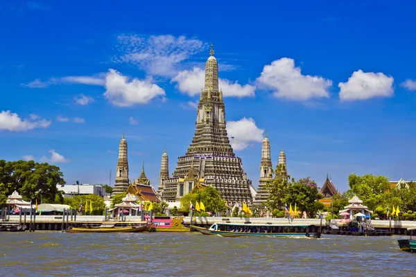 Pagoda Wat Arun świątyni w Bangkoku — Zdjęcie stockowe