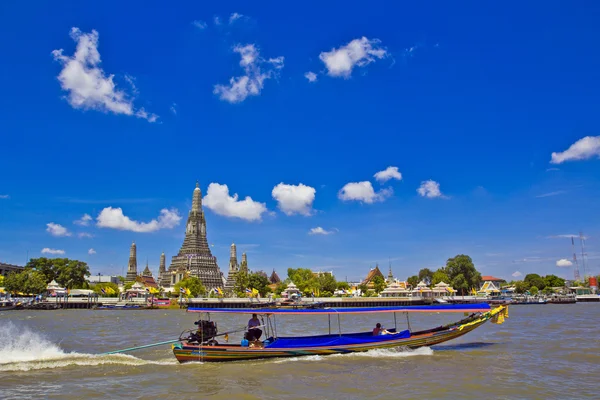 Templo de Pagoda Wat Arun en Bangkok —  Fotos de Stock