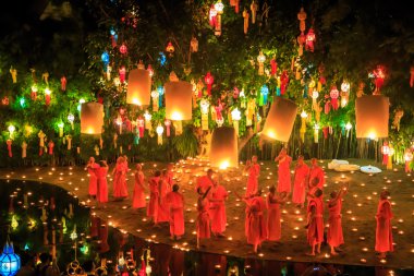 Loy krathong festivali 
