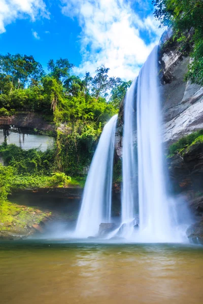 Huai Luang Waterfall in Thailand — Stock Photo, Image