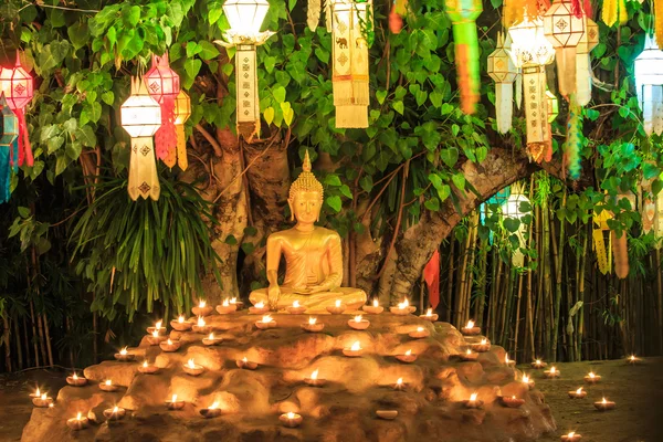 Boeddha in Wat Phan Tao tempel — Stockfoto