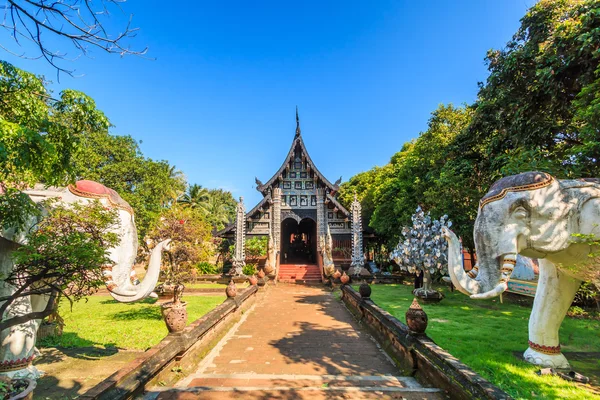 Alter tempel von wat lok molee — Stockfoto