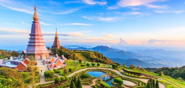 Pagoda Inthanon Milli Parkı içinde 