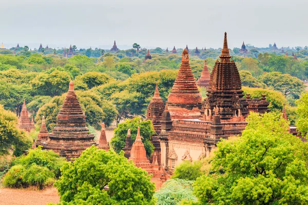 Antigua Pagoda en la ciudad de Bagan — Foto de Stock