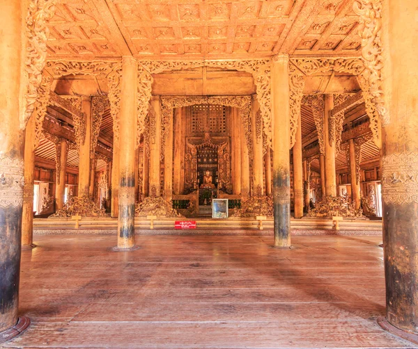 Templo de Bagaya kyauang na cidade de Mandalay — Fotografia de Stock