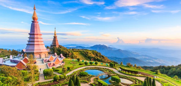 Pagoda en el parque nacional de Inthanon —  Fotos de Stock