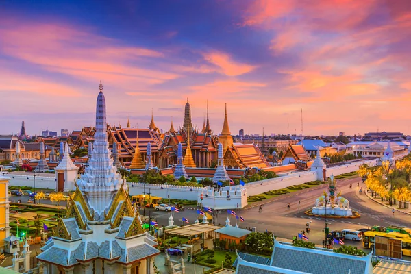 Temple de Bouddha émeraude à Bangkok — Photo