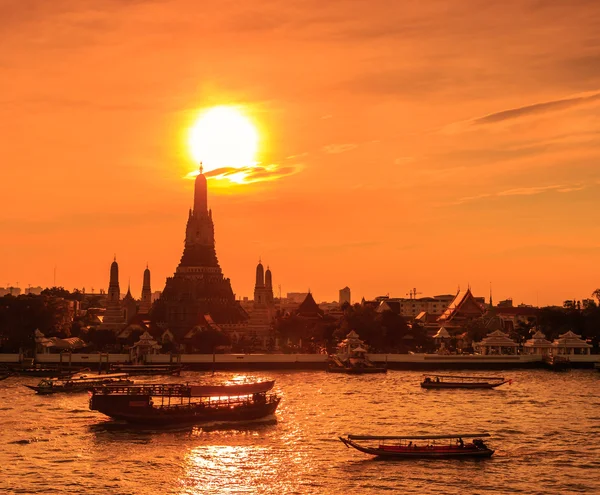 Ναό του Wat Arun στην Μπανγκόκ — Φωτογραφία Αρχείου