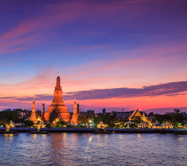 Tempel von wat arun in bangkok — Stockfoto