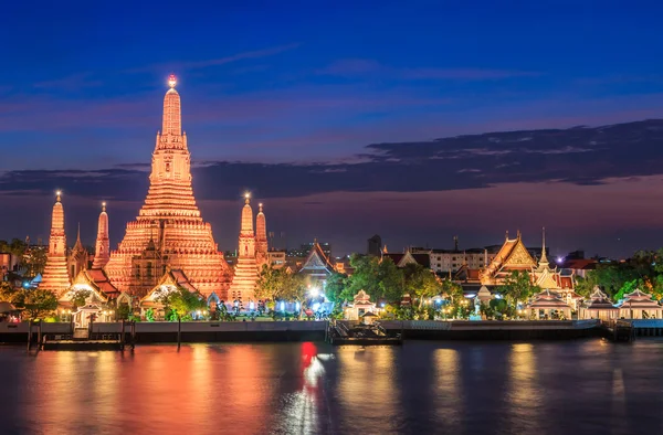 Świątynia Wat Arun w Bangkoku — Zdjęcie stockowe