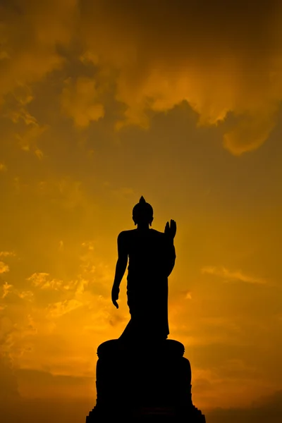 Silhouette della statua buddha — Foto Stock