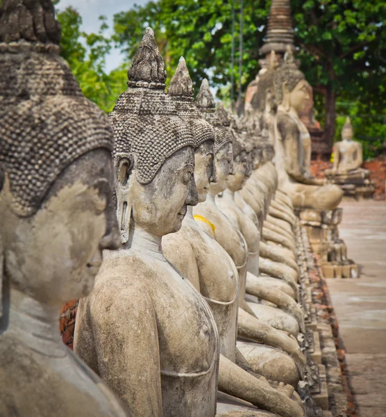 Staré sochy Buddhy v Ayutthaya — Stock fotografie