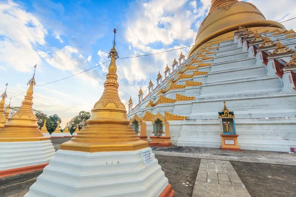 Wahrzeichen Pagode in Bago — Stockfoto