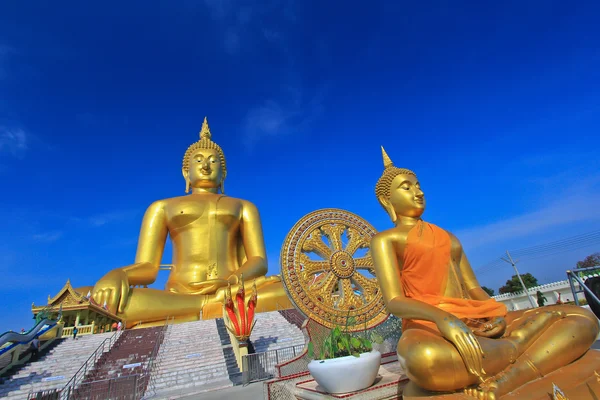 Big buddha statyer — Stockfoto