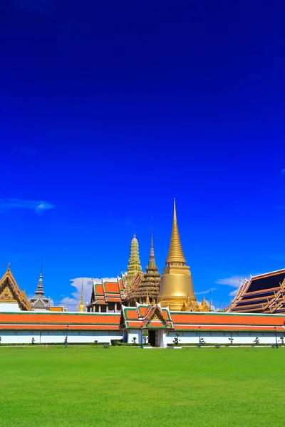 Wat Phra Kaew turismo —  Fotos de Stock