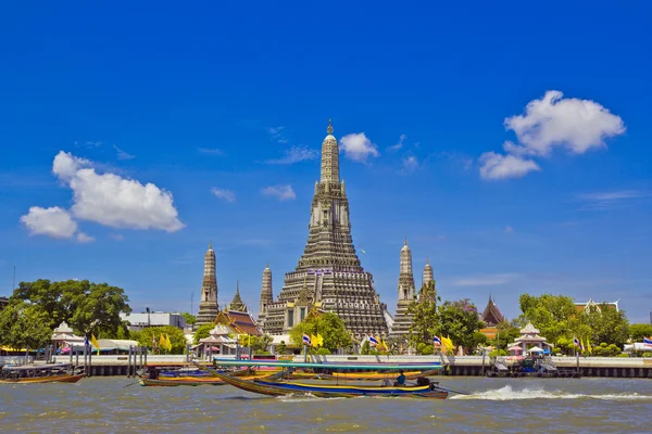 Pagoda Wat Arun świątyni — Zdjęcie stockowe