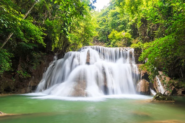 Cachoeira Huay Mae Kamin — Fotografia de Stock