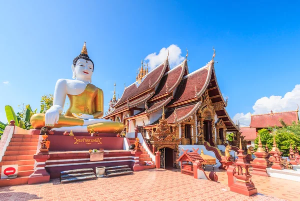 Buddha i Wat Raja Montean — Stockfoto