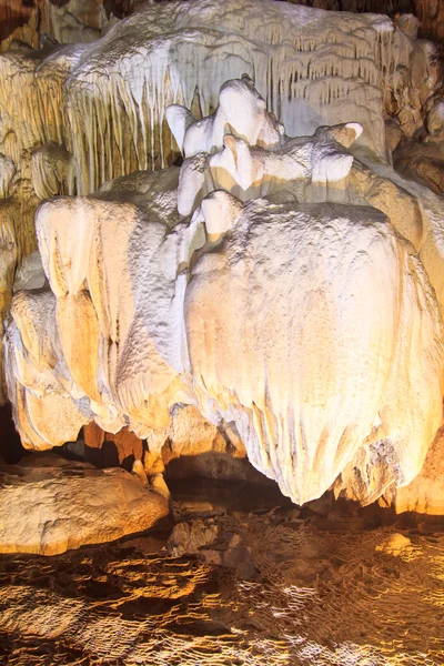 Grottor i National park — Stockfoto
