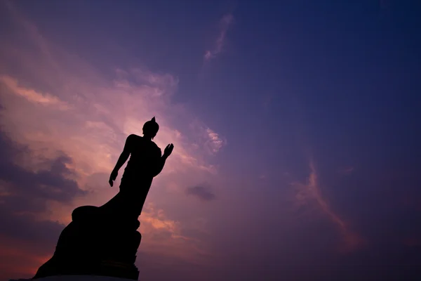 日没の仏像 — ストック写真
