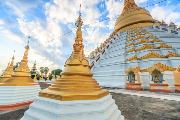 Pagode de referência em Bago — Fotografia de Stock