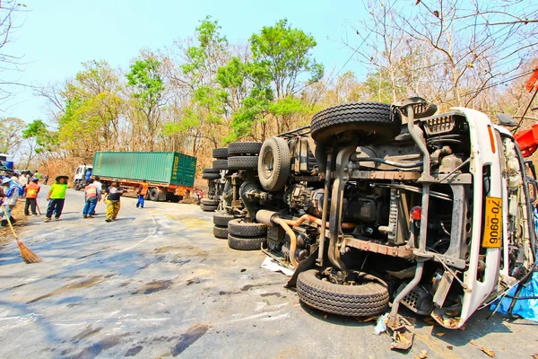 Accidente en carretera en el norte de Tailandia . —  Fotos de Stock