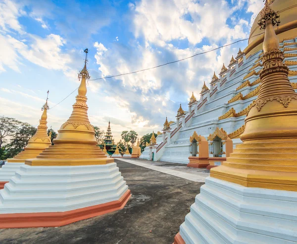 Punkt orientacyjny Pagoda w Bago, Myanmar — Zdjęcie stockowe