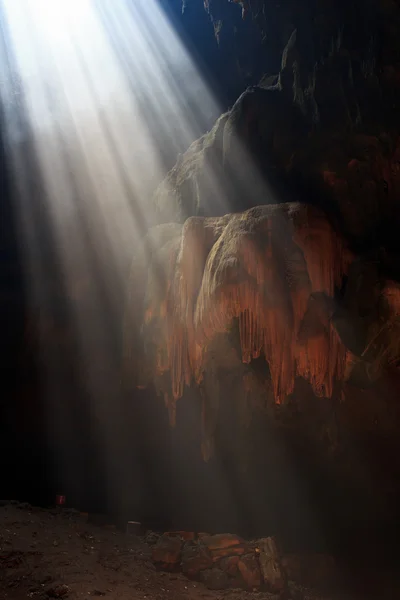 Pięknej jaskini w parku narodowym — Zdjęcie stockowe