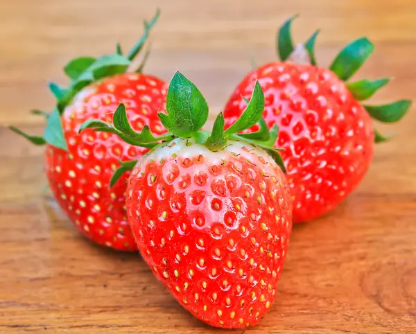 Red ripe strawberries — Stock Photo, Image