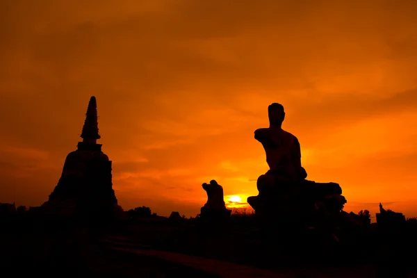 Antiguo templo viejo en Ayutthaya —  Fotos de Stock
