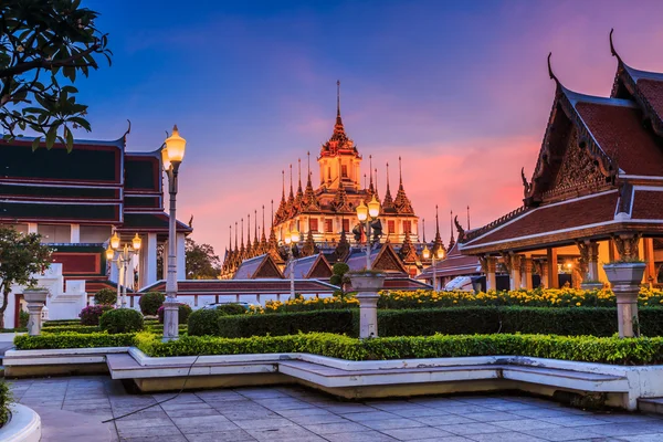 Tempio tailandese Wat Rachanadda a Bangkok — Foto Stock