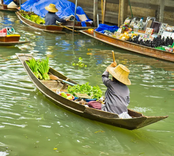 Mercado flotante de Damnoen Saduak — Foto de Stock