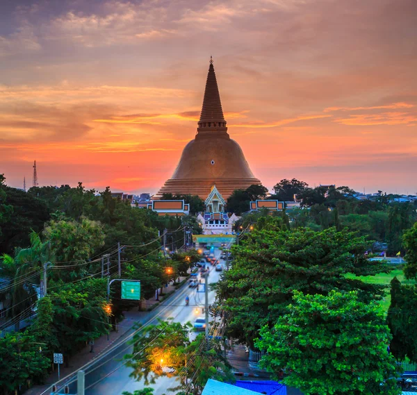 Gyllene pagod Phra Pathom Chedi — Stockfoto