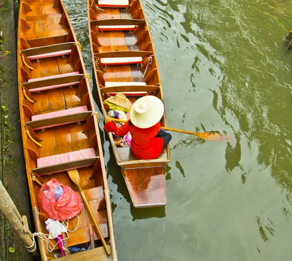 Damnoen Saduak schwimmender Markt — Stockfoto