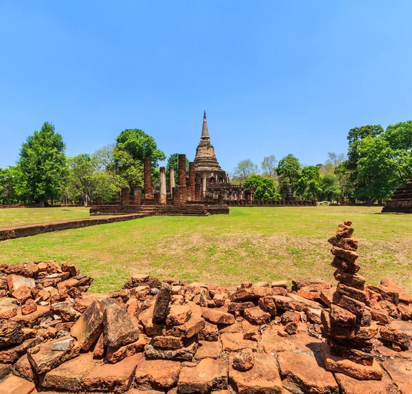 Si Satchanalai Parque Histórico na cidade velha — Fotografia de Stock