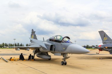 Jas 39 gripen 1912-2012 yüzüncü yıldönümü rtaf ekranda