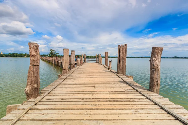 U bein bridge, lago Taungthaman — Foto Stock