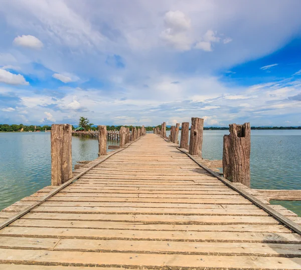 U bein bridge, lago Taungthaman — Foto Stock