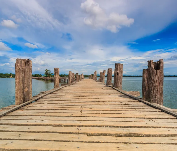 U bein bridge, lago Taungthaman — Foto Stock