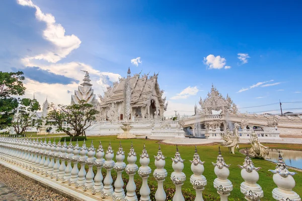 Wat Rong Khun av Chiangrai – stockfoto