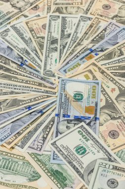 arka plan olarak dolar kazık