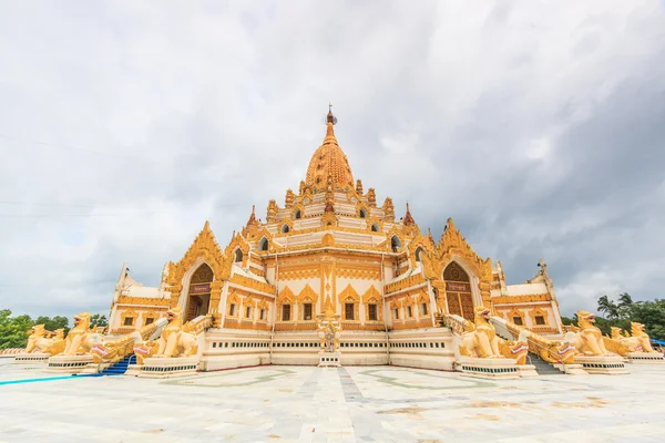 Tempel Swedaw Myat in Yangon, Myanmar (Burma) — Stockfoto