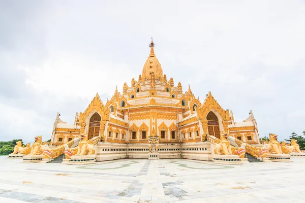 在仰光，缅甸 (缅甸寺庙 Swedaw 妙) — 图库照片