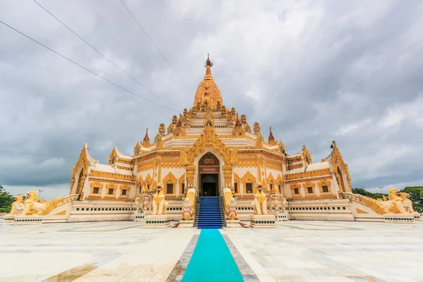 Temple Swedaw Myat in Yangon, Myanmar (Burma) — Stock Photo, Image