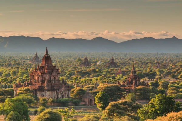 Bagan staré starověký chrám — Stock fotografie