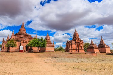 Bagan eski antik tapınak bir manzaraya