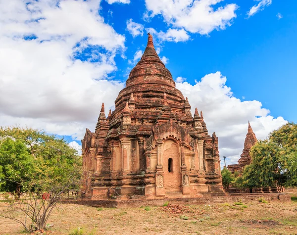 Pohled na staré starověkého chrámu Bagan — Stock fotografie