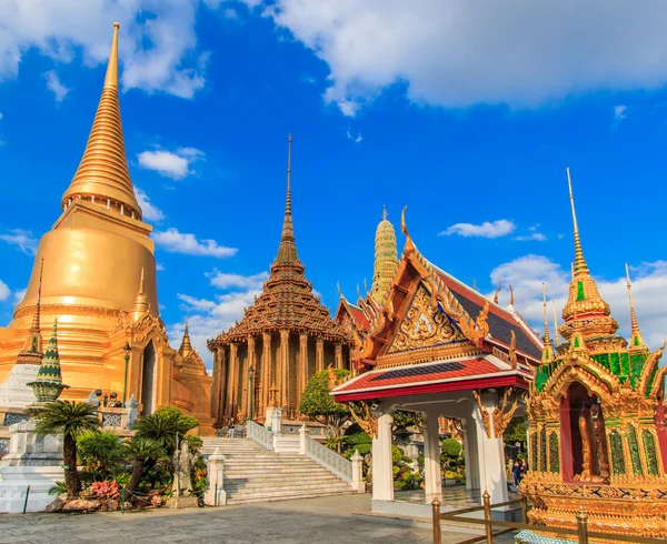 Wat Phra Kaeo, Templo del Buda Esmeralda —  Fotos de Stock