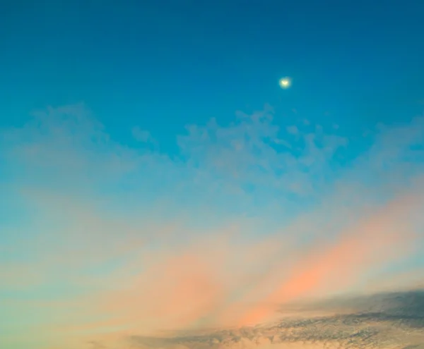 Coucher et lever du soleil lune — Photo