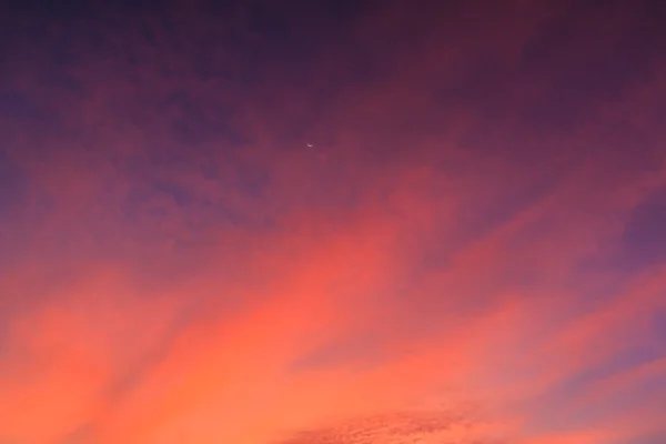 Günbatımı ve gündoğumu ay — Stok fotoğraf